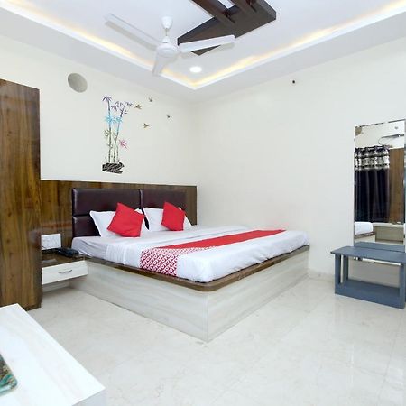 Oyo Flagship 27933 Hotel Green Valley Rāipur Dış mekan fotoğraf