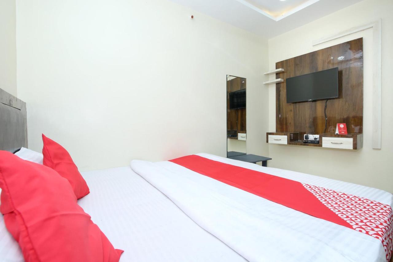 Oyo Flagship 27933 Hotel Green Valley Rāipur Dış mekan fotoğraf