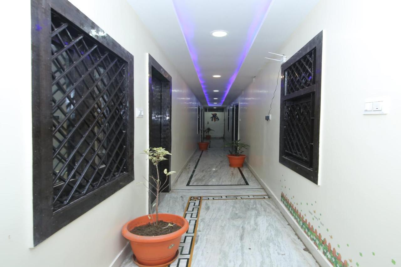 Oyo Flagship 27933 Hotel Green Valley Rāipur Dış mekan fotoğraf